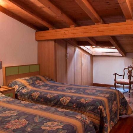 Casa Rural Paco Munogalindo ภายนอก รูปภาพ